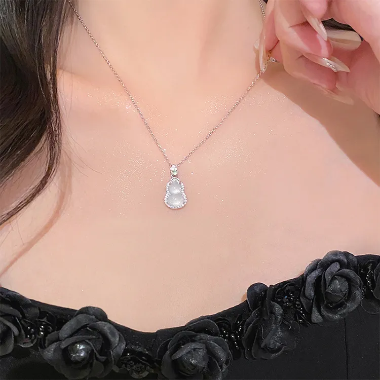 JOLLY NOTE Everyday Commute Versatile Brightening Good Luck Necklaces Women's-1