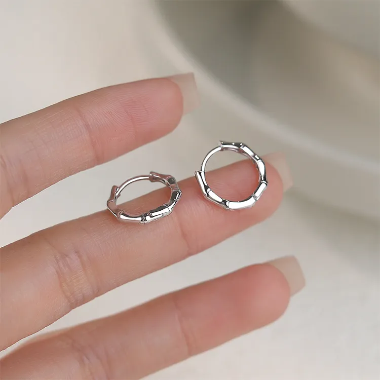 JOLLY NOTE Everyday Versatile Commute Elegant And Stylish Good Luck Earrings Unisex-2