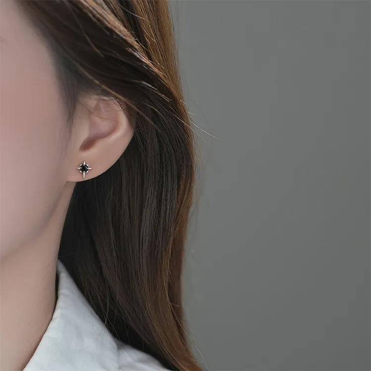 JOLLY NOTE Sterling Silver Stud Earrings Unisex Good Luck-2