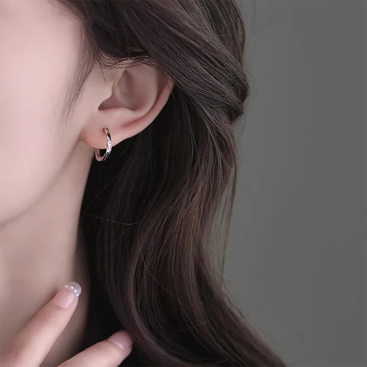 JOLLY NOTE Everyday Commute Date Students Earrings Unisex Good Luck-2