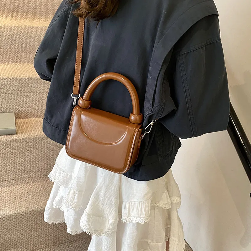 WHEELY BABY+ PU Shoulder Bag Crossbody Bag Handbag Small Square Bag Regular Women's White/Black/Silver/Red/Brown-23