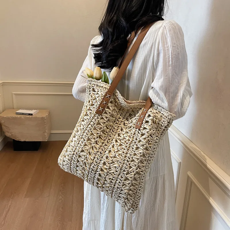 WHEELY BABY+ Straw Woven Shoulder Bag Regular Women's Khaki/Ecru-8