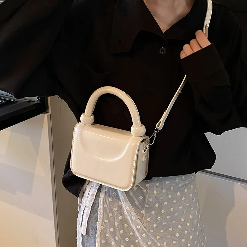 WHEELY BABY+ PU Shoulder Bag Crossbody Bag Handbag Small Square Bag Regular Women's White/Black/Silver/Red/Brown-4