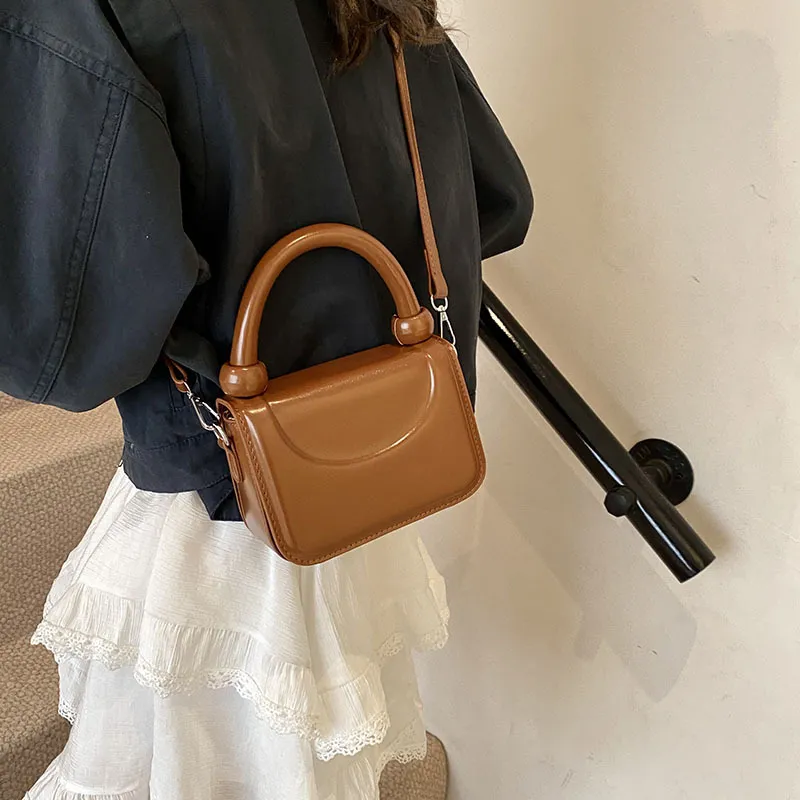 WHEELY BABY+ PU Shoulder Bag Crossbody Bag Handbag Small Square Bag Regular Women's White/Black/Silver/Red/Brown-21