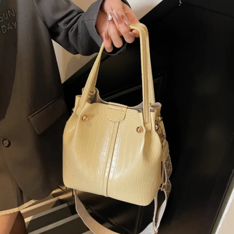 WHEELY BABY+ PU Shoulder Bag Women's Multicolor-17