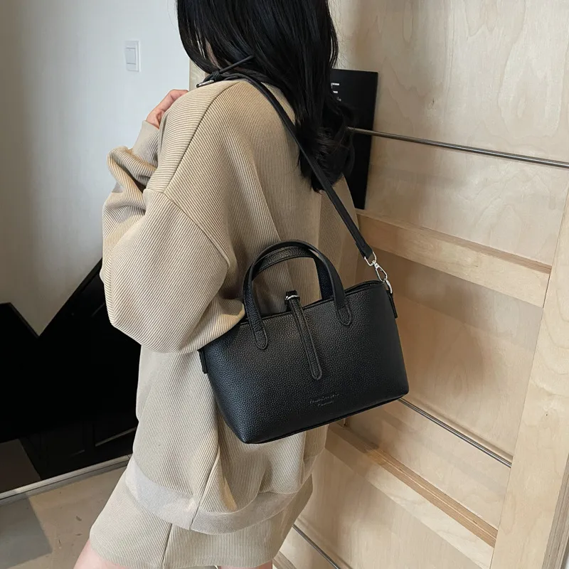 WHEELY BABY+ PU One Shoulder Handbag Women's Multicolor-4