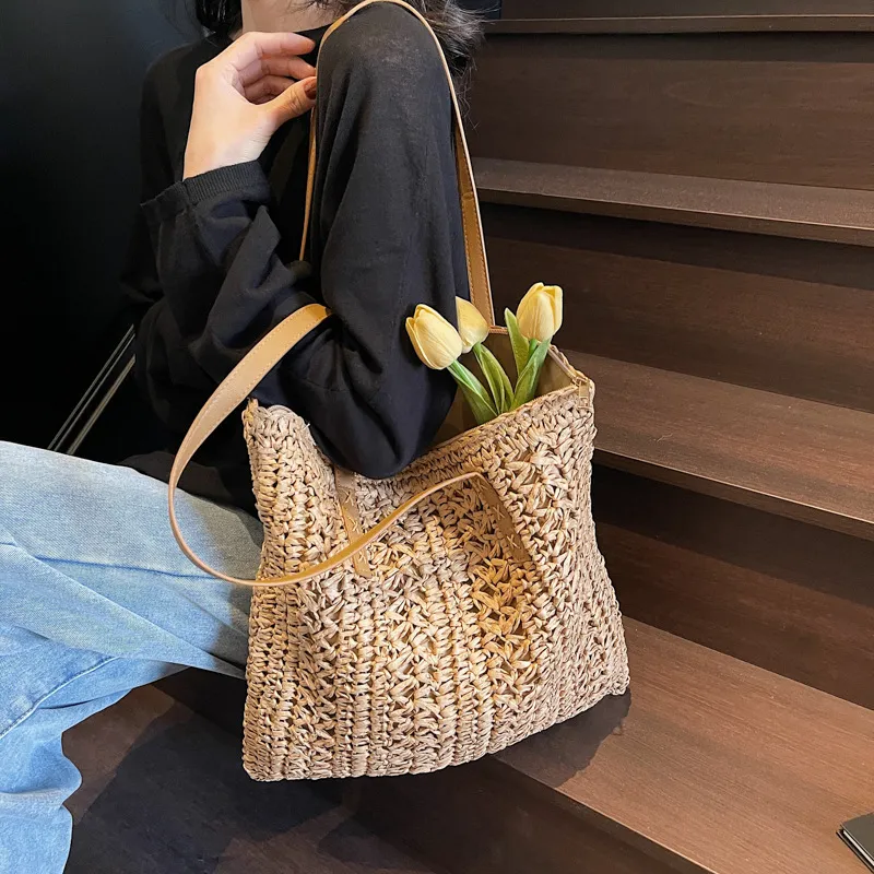 WHEELY BABY+ Straw Woven Shoulder Bag Regular Women's Khaki/Ecru-4