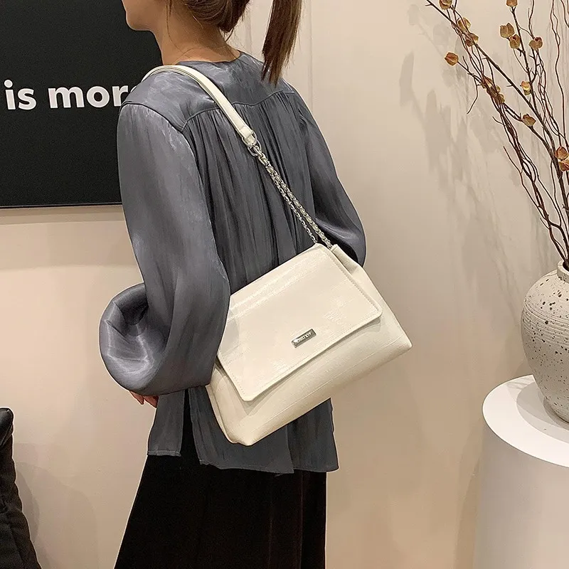 WHEELY BABY+ PU Shoulder Bag Crossbody Bag Tote Women's White/Silver/Black-2