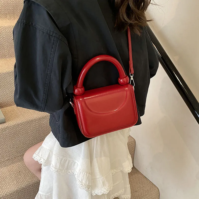 WHEELY BABY+ PU Shoulder Bag Crossbody Bag Handbag Small Square Bag Regular Women's White/Black/Silver/Red/Brown-17
