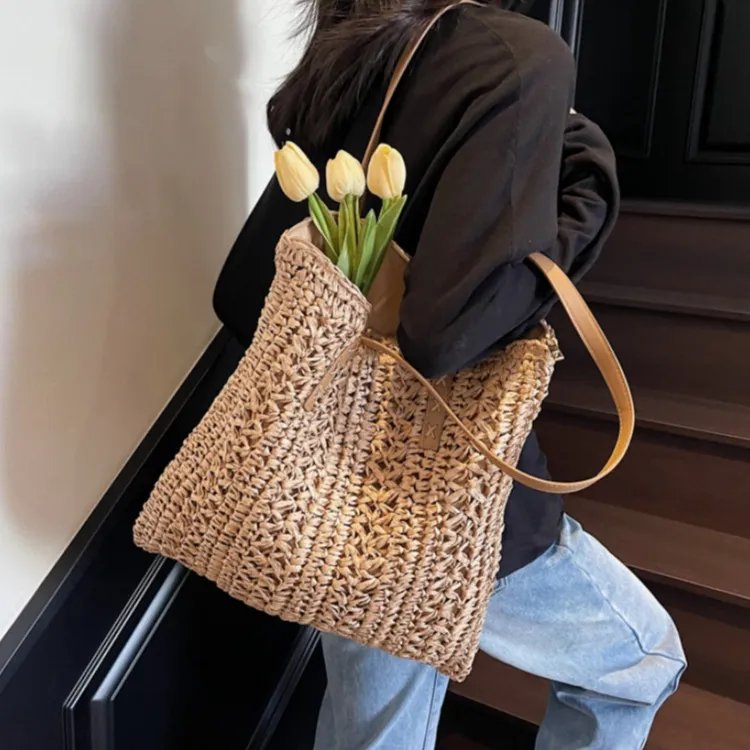 WHEELY BABY+ Straw Woven Shoulder Bag Regular Women's Khaki/Ecru-2