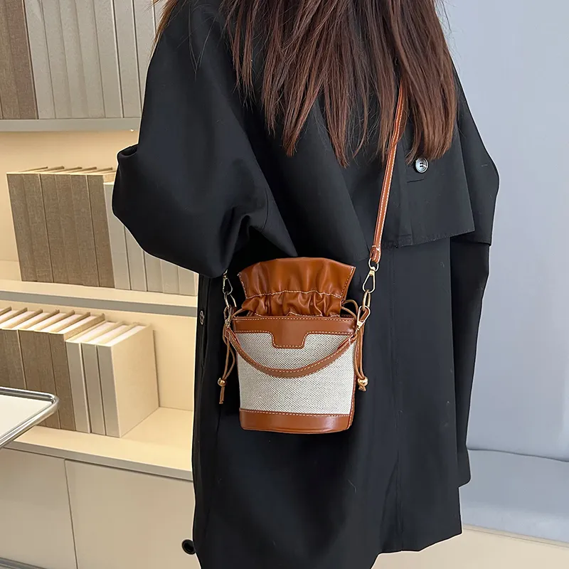 WHEELY BABY+ Oxford With PU Handbag Regular Women's Black/Brown-9
