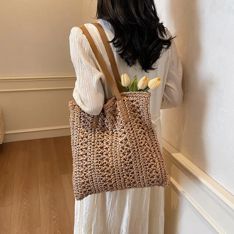 WHEELY BABY+ Straw Woven Shoulder Bag Regular Women's Khaki/Ecru-3