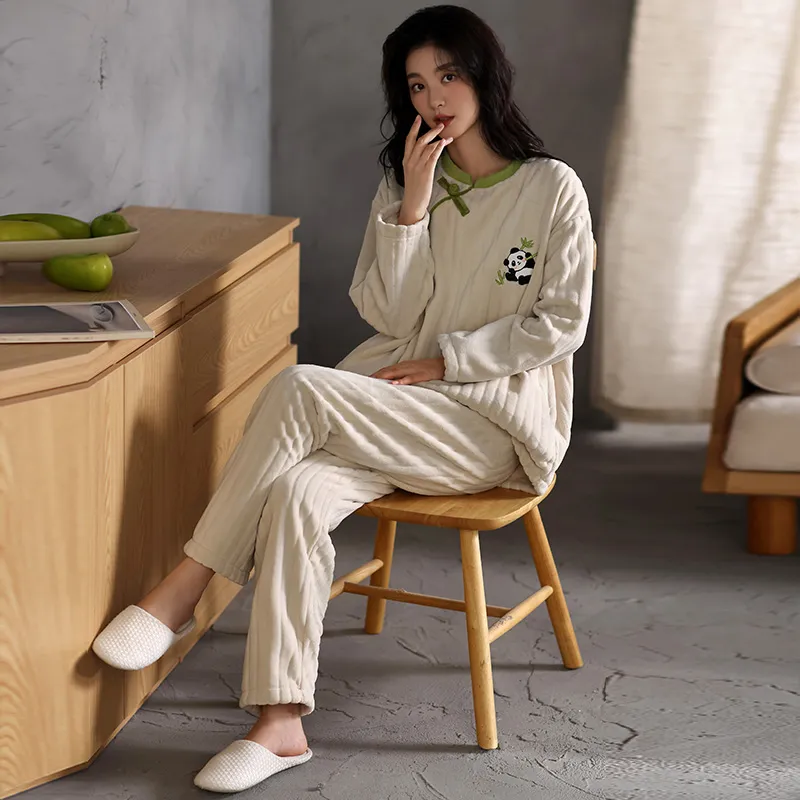 Good Fortune Pajama Set Women's Image Color-3