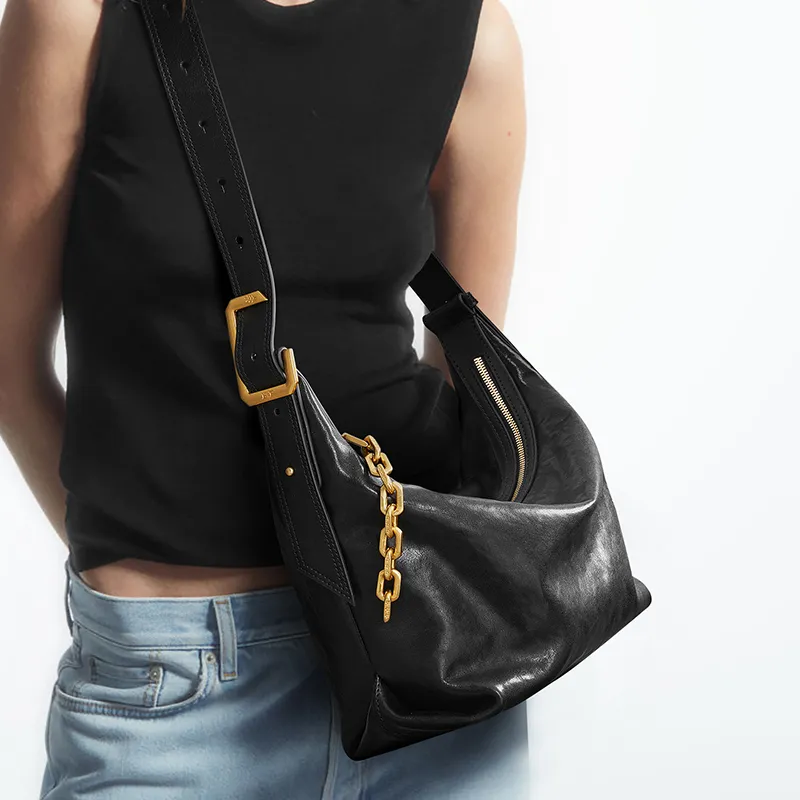 BVP Cow Leather Shoulder Bag Unisex Multicolor-18