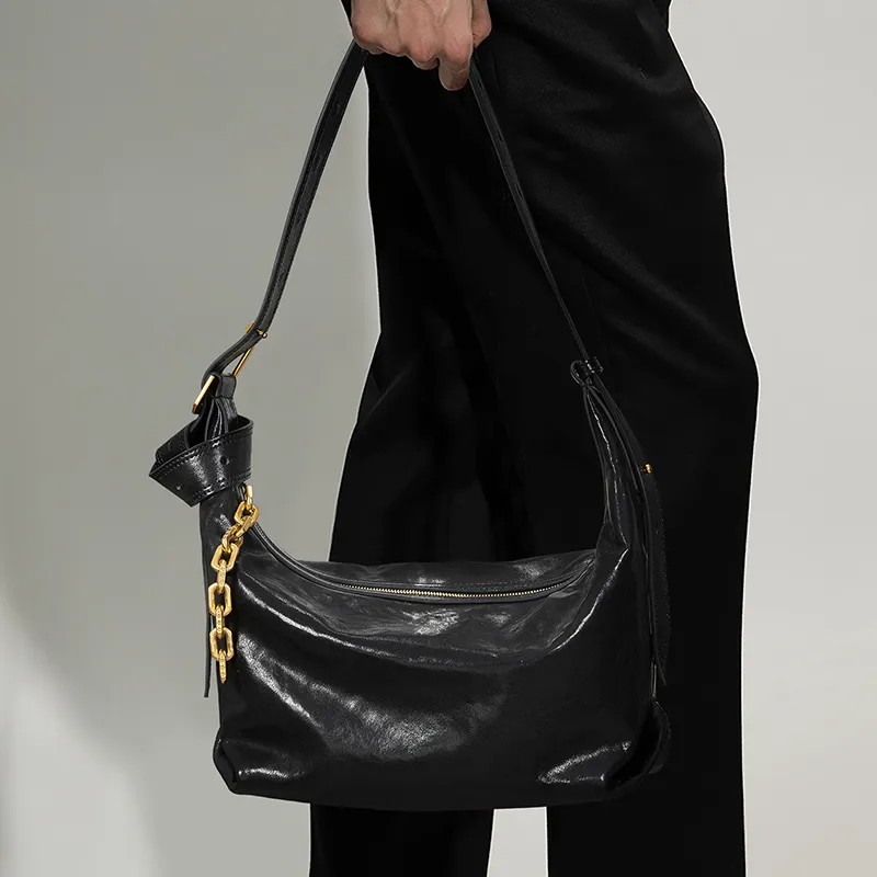 BVP Cow Leather Shoulder Bag Unisex Multicolor-17