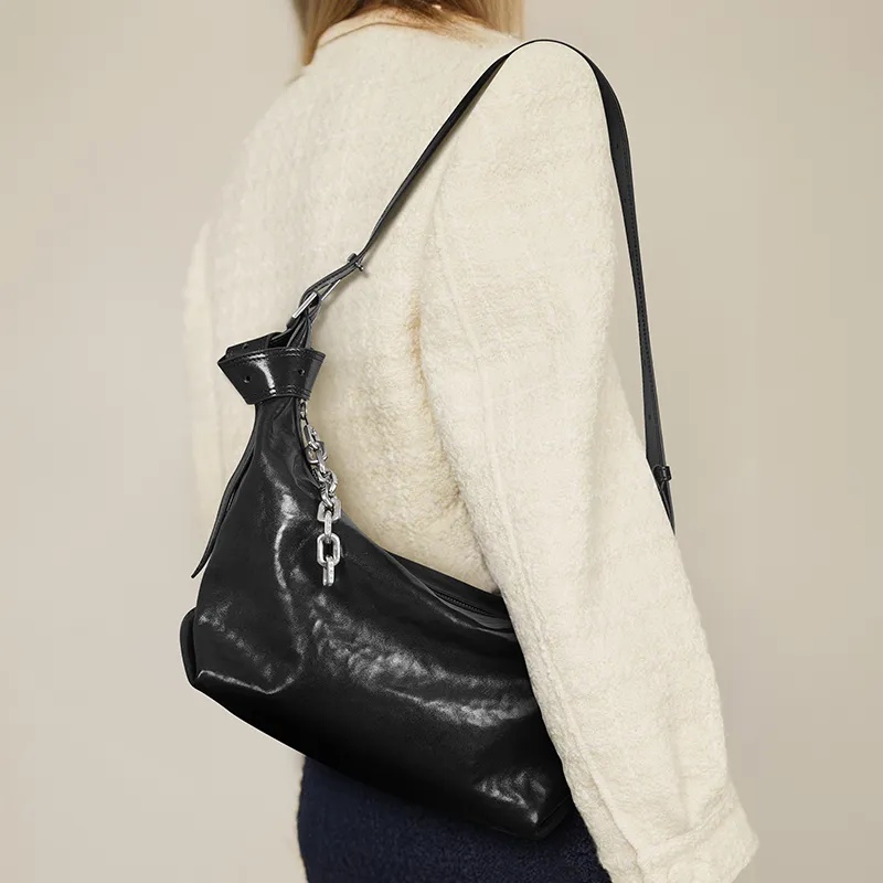 BVP Cow Leather Shoulder Bag Unisex Multicolor-9