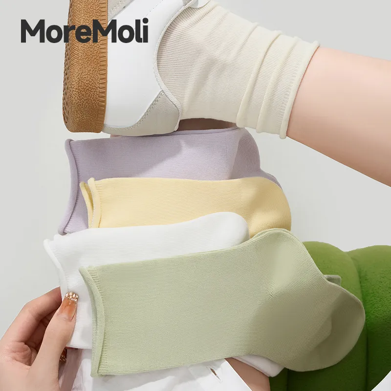 Moremoli Mid Calf Socks Women's 3 Pack-2