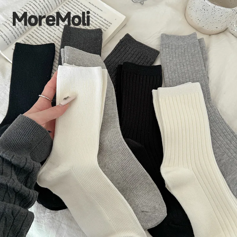 Moremoli Mid-Calf Socks Women's 4 Pack-1