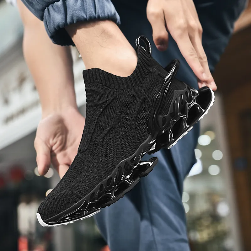 Grumpy Ram Cushioned Slip Resistant Breathable Low Top Running Shoes Men's-9