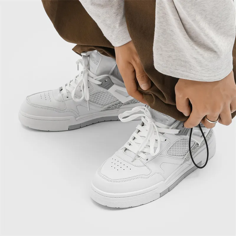 Grumpy Ram Anti Slip Wear Resistant Low Top Skateboard Shoes Unisex White Gray-3