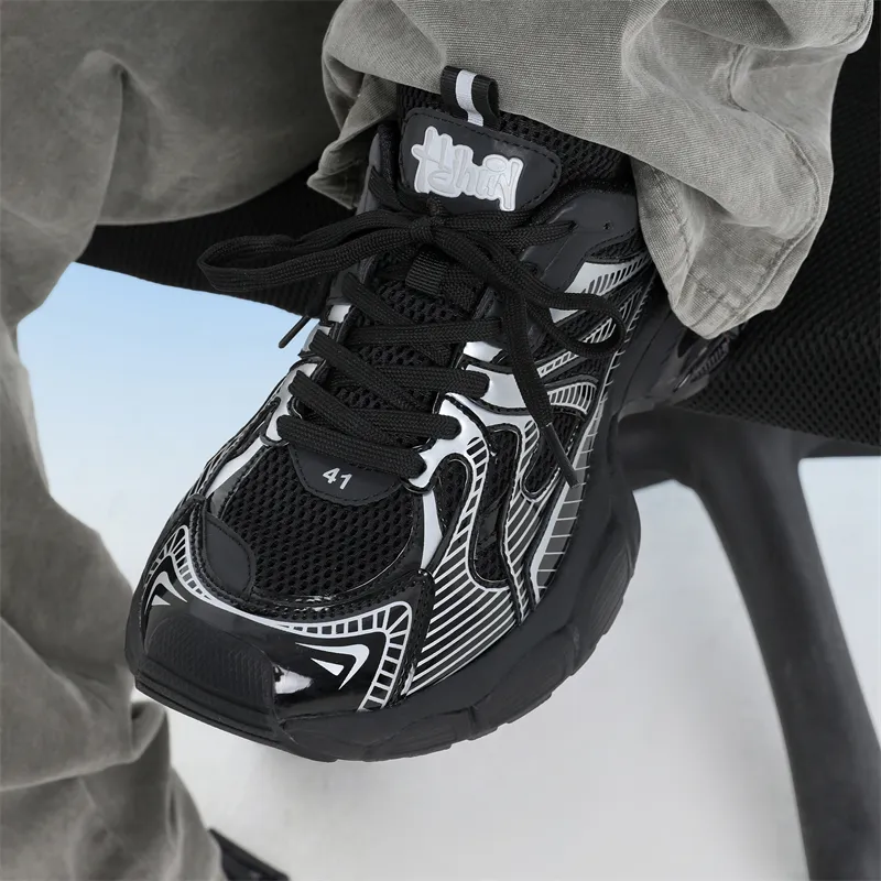 Grumpy Ram Low Top Chunky Sneakers Unisex-14
