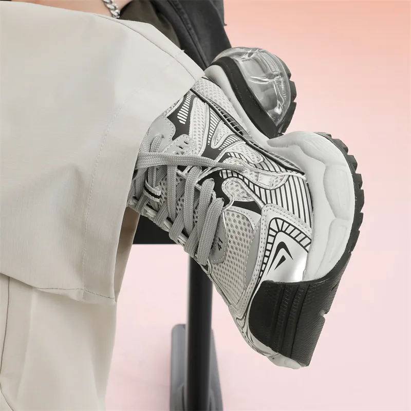 Grumpy Ram Low Top Chunky Sneakers Unisex-4