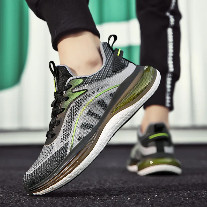 Grumpy Ram Low Top Running Shoes Men's-6