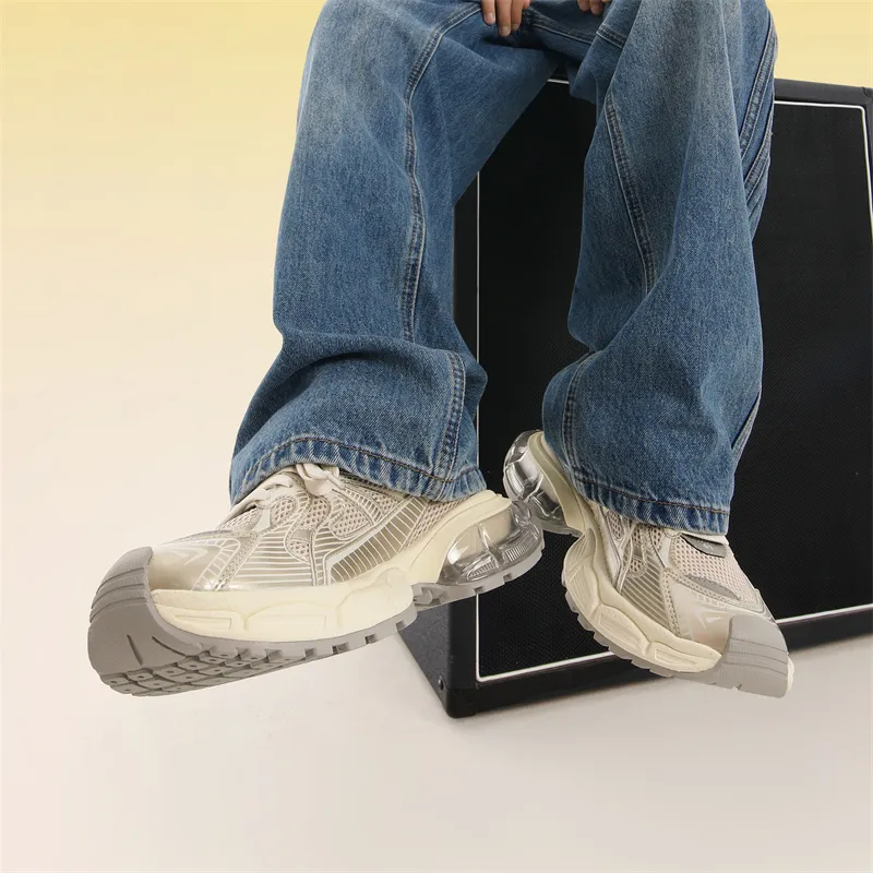 Grumpy Ram Low Top Chunky Sneakers Unisex-9