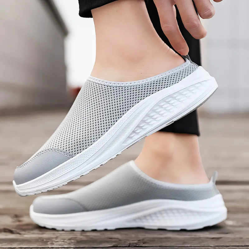 BBMTR Closed Toe Slippers Men's-10
