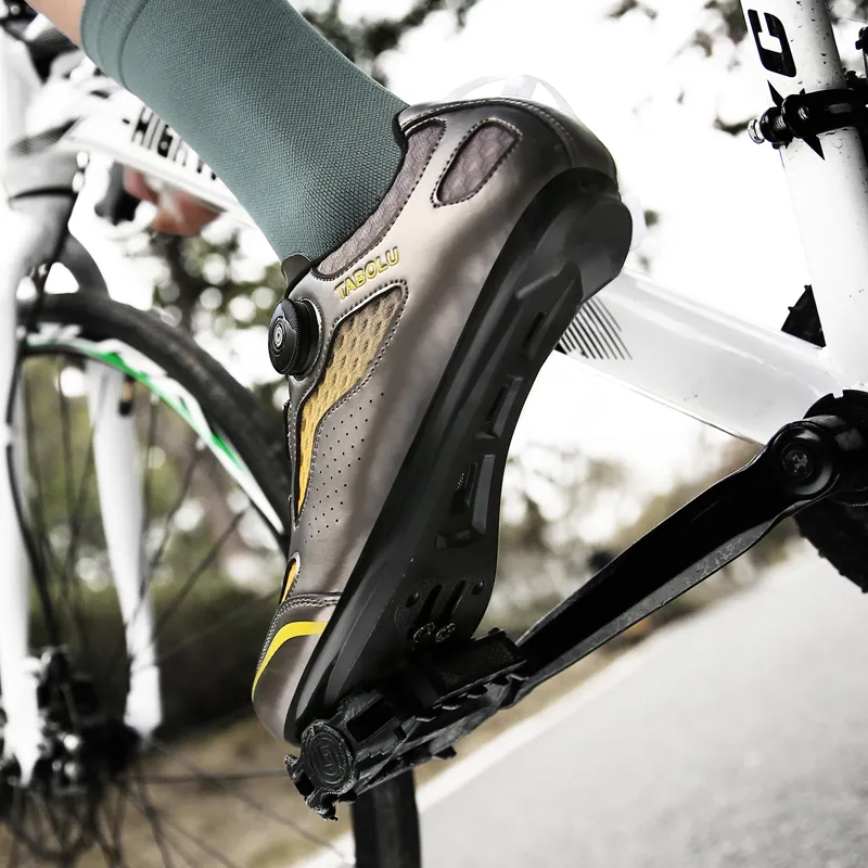 BBMTR Cushioning And Breathable Cycling Shoes Unisex-17