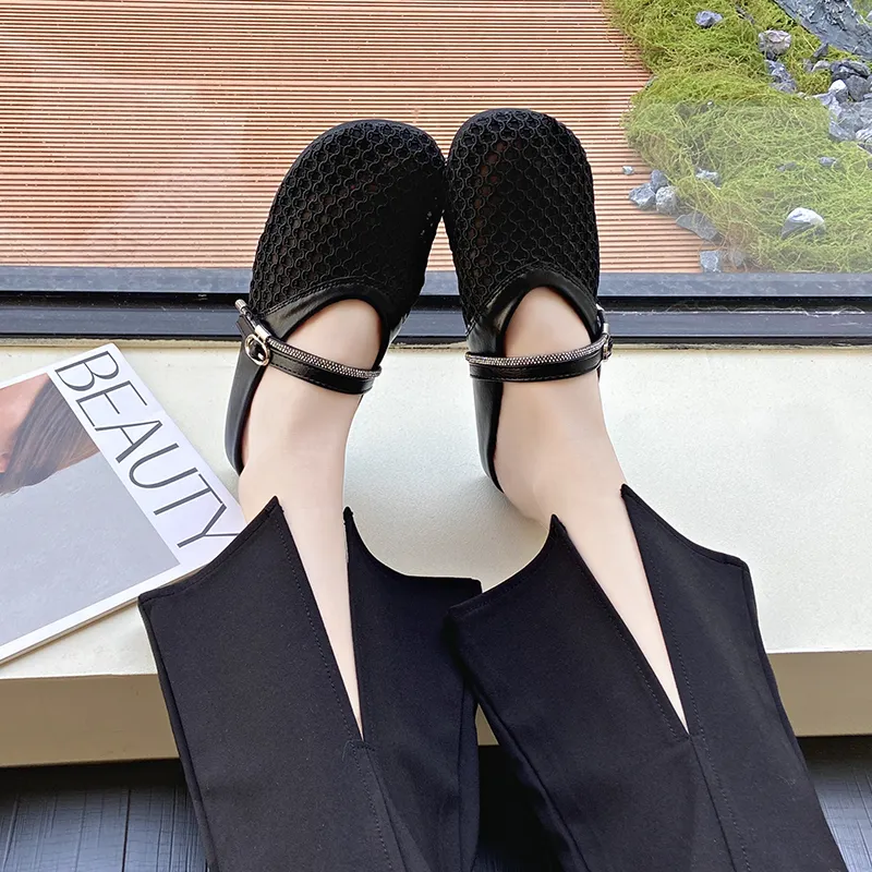 BBMTR Quiet Closed Toe Slippers Women's-13
