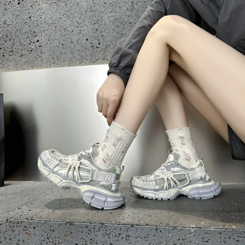 BBMTR Low Top Chunky Sneakers Unisex-2