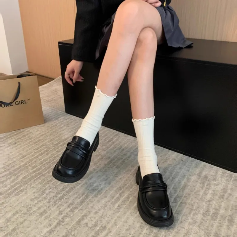 BBMTR Loafers Women's Black-4