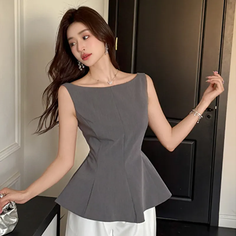 Gentle Welcome Tank Top Women's Gray-1