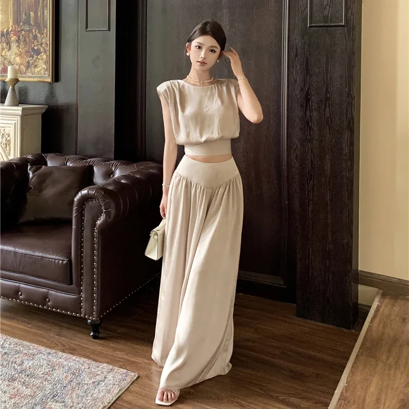 Gentle Welcome Casual Suit Women's-1