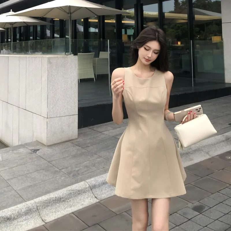 Gentle Welcome Sleeveless Dress Women's-8