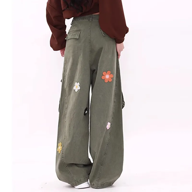 Gentle Welcome Cargo Pants Unisex Green-4