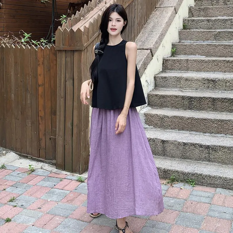 Gentle Welcome Skirt Set Women's-3