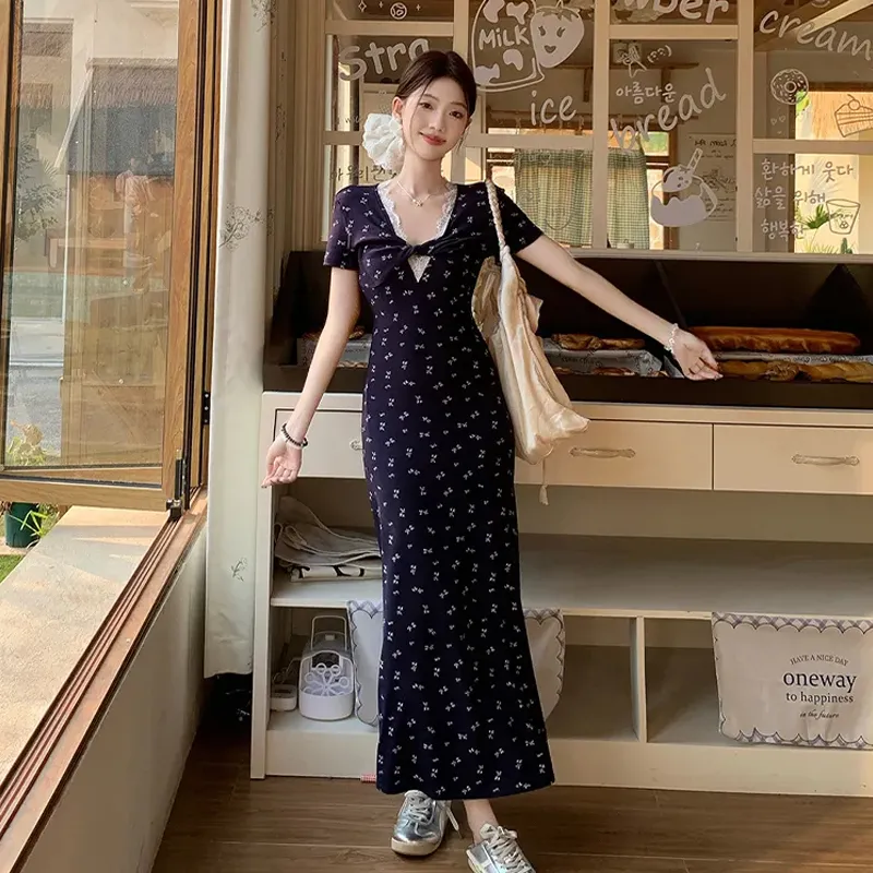 Gentle Welcome Short Sleeved Dress Women's Navy Blue-2