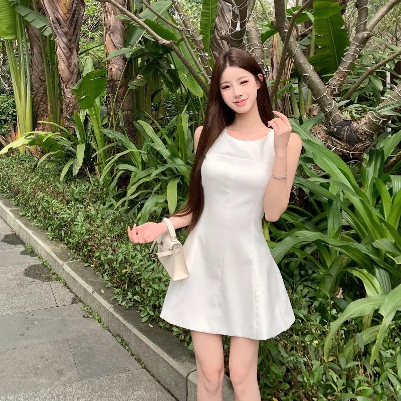 Gentle Welcome Sleeveless Dress Women's-2