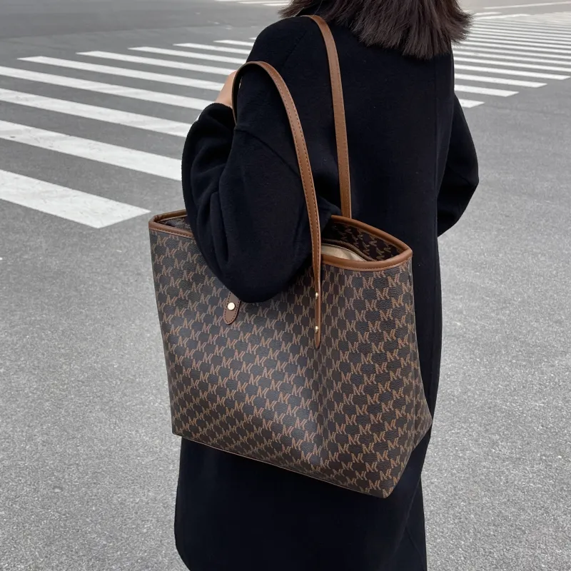 PULUWIRR Pu Korean Trendy College Tote Bag Multicolor Regular Women's Black/Coffee/Ecru-12