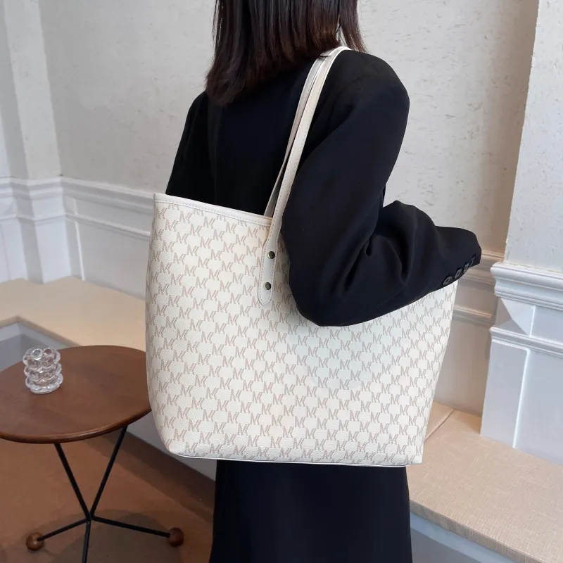 PULUWIRR Pu Korean Trendy College Tote Bag Multicolor Regular Women's Black/Coffee/Ecru-22