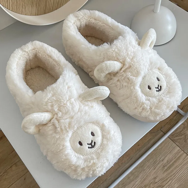 Avonlee Slippers / Home Slippers-2