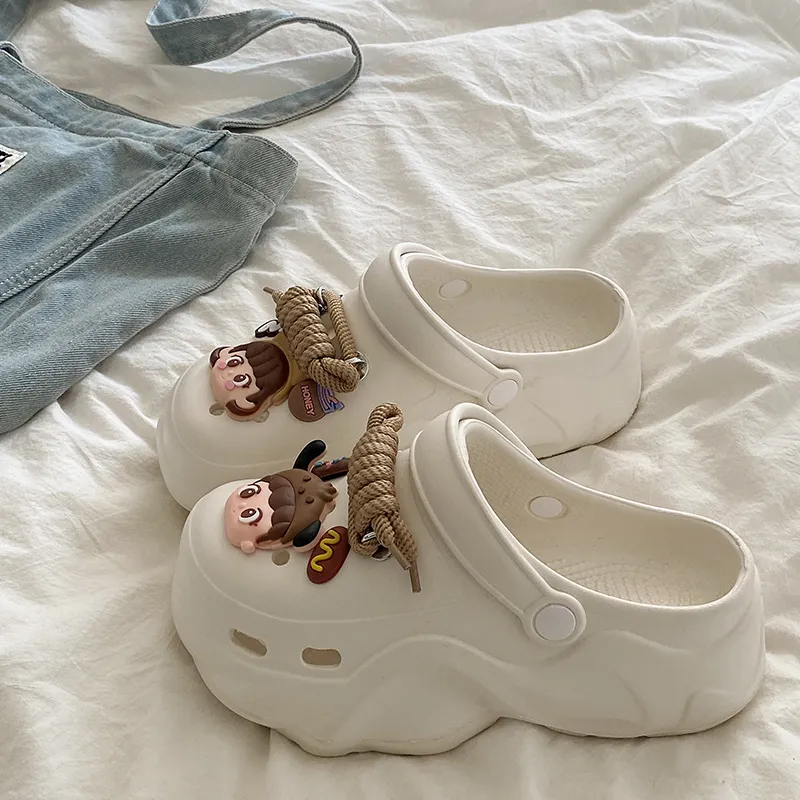 Avonlee Slippers / Home Slippers-1