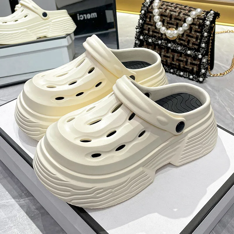 Avonlee Slippers / Home Slippers-1