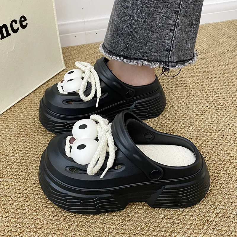 Avonlee Slippers / Home Slippers-1