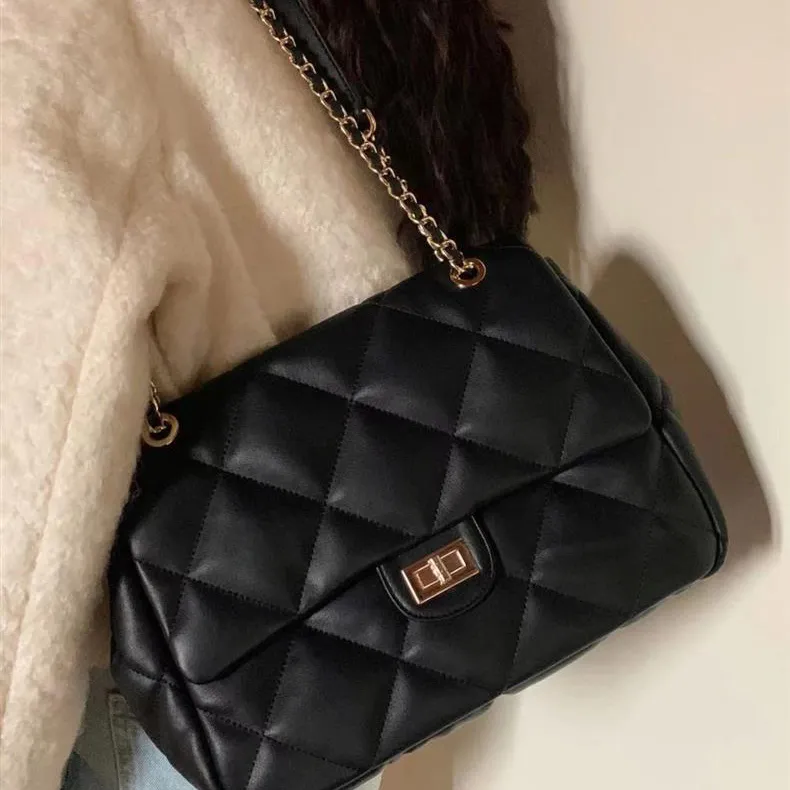 Carksky PU Shoulder Bag Regular Women's Black-1