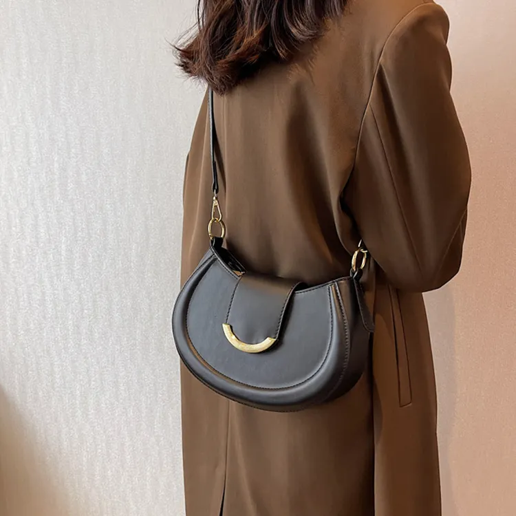 Carksky PU Shoulder Bag Crossbody Bag Regular Women's Black-2