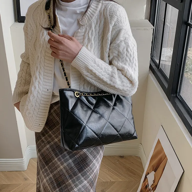 Carksky Genuine Leather Shoulder Bag Women's Black/White-2