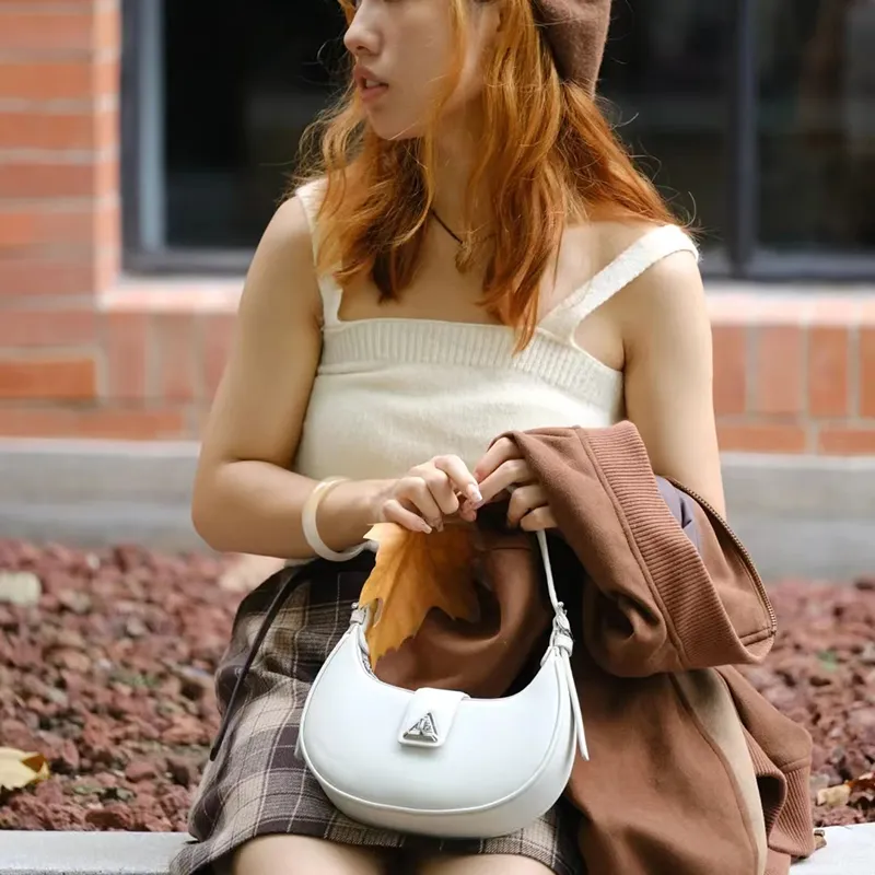 Carksky PU Shoulder Bag Crossbody Bag Moon Bag Shoulder Bag Regular Women's Black/White-5